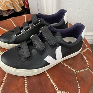 Veja Black and White Women's Sneakers